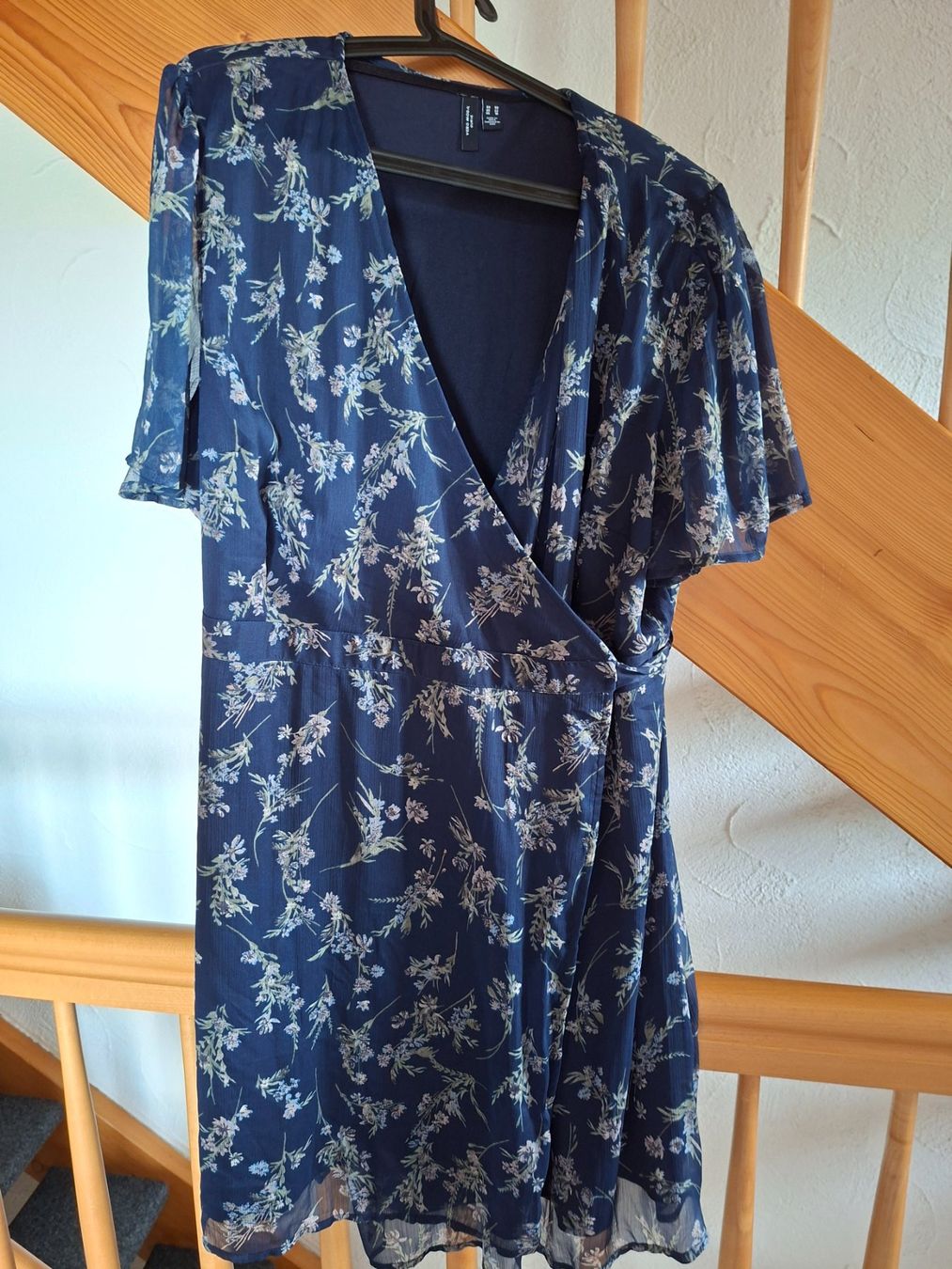 Vero Moda Vestiti: Wickelkleid – Usato da Oberwil/Dägerlen venduto da Dominique1606