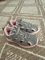 Nagelneue Sandalen 25 Kangaroos