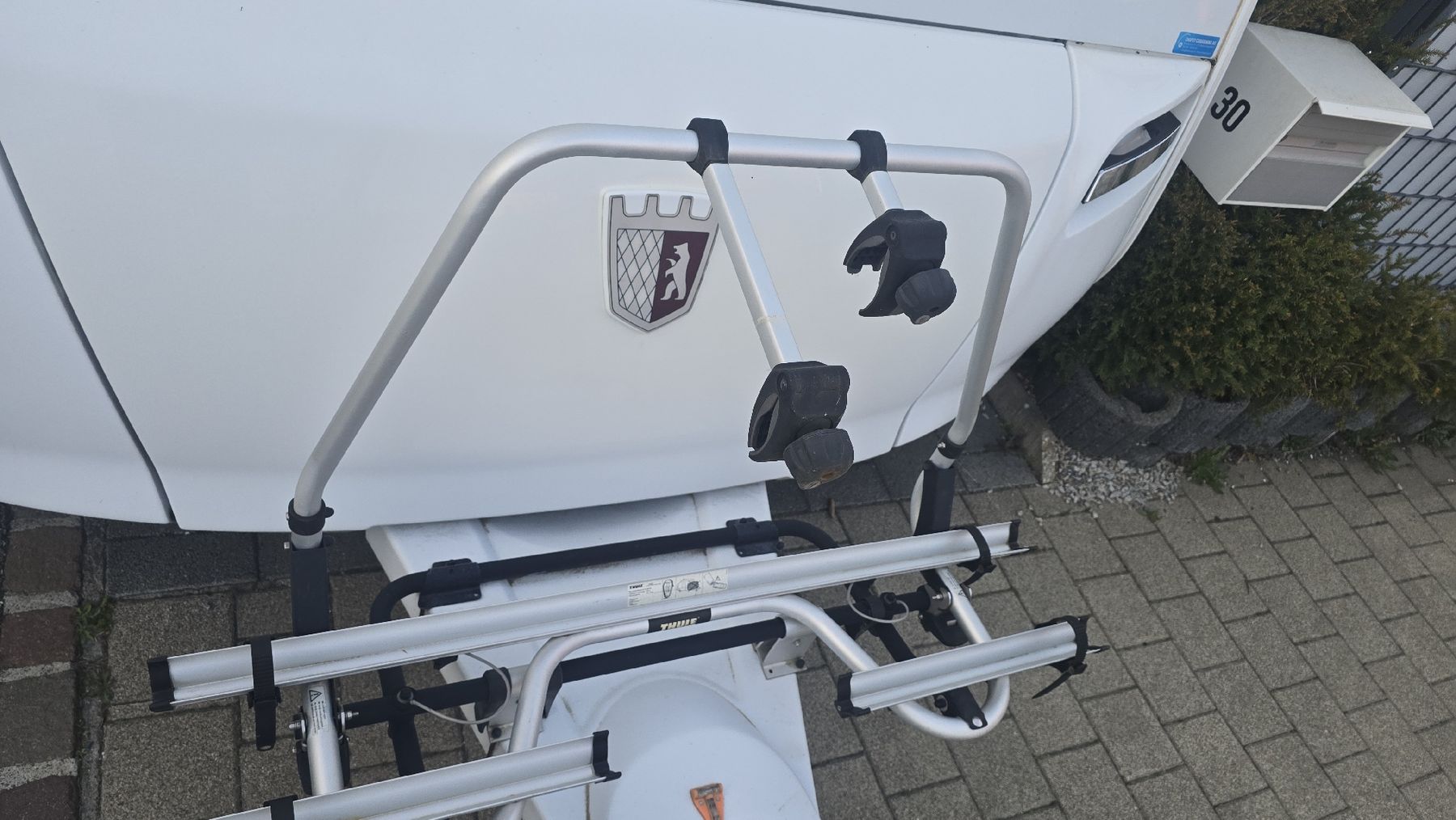 Travi: Thule, Fahrradträger Caravan Superb – Usato da Dornach venduto da Shipyard 4