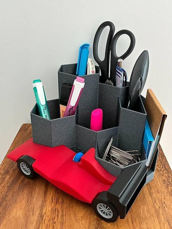 Modellini d'auto: Schreibtisch-Organizer "Rennwagen" – Nuovo (secondo la descrizione) da Ermenswil venduto da hoember 1