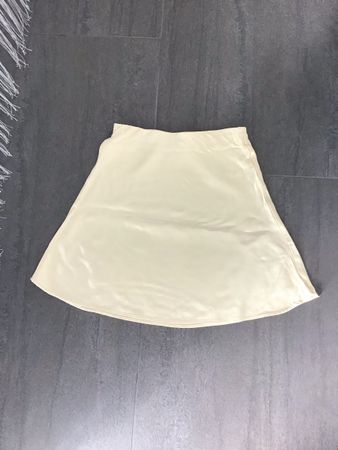 H&M Mini Rock, Crème, Grösse XS – Perfekt für den Sommer!
