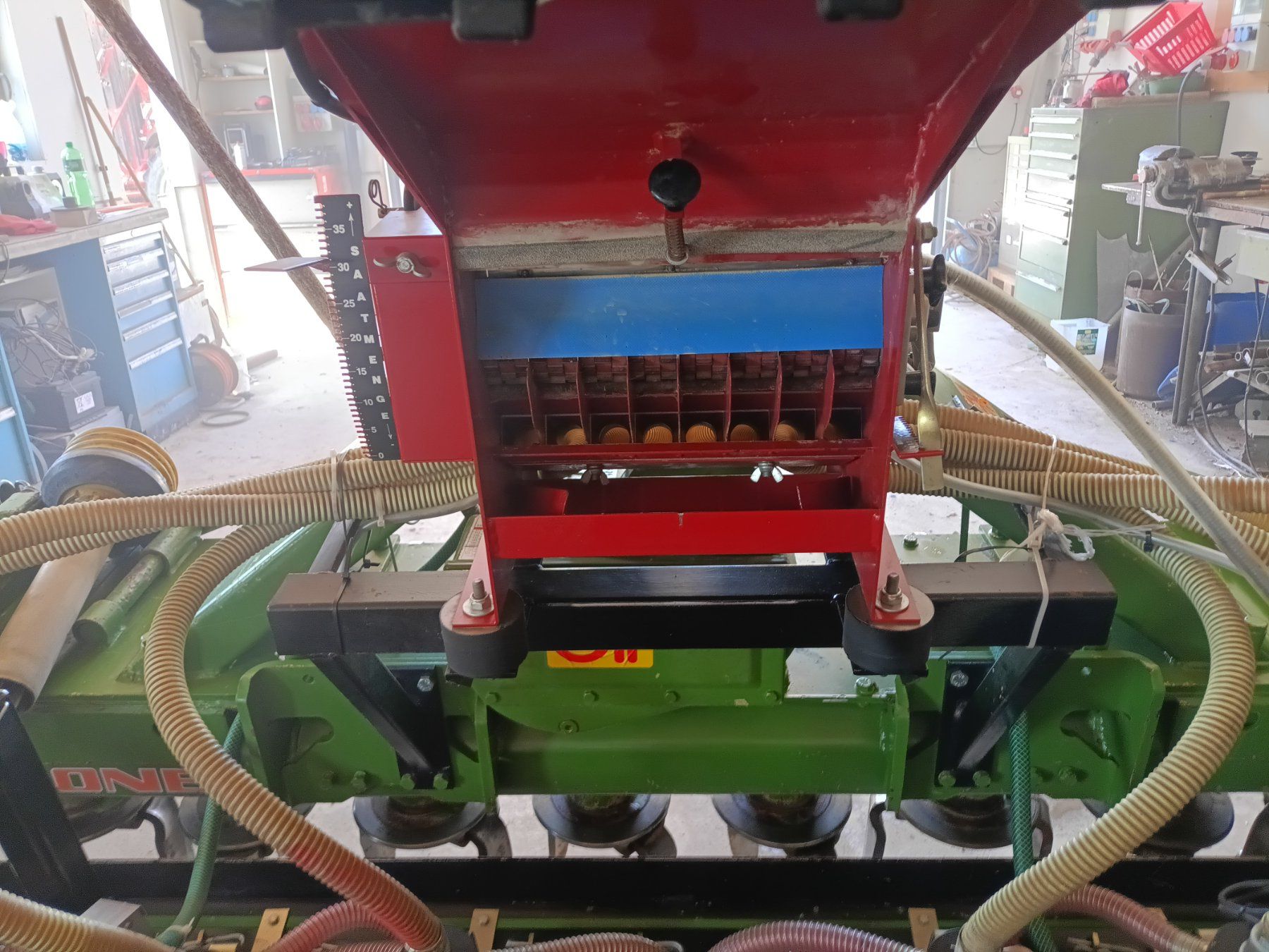 Amazone Tutte le macchine: Sähkombination Krummenacher / Amazone 3.0 Meter – Usato da Lyssach venduto da Edaros 2