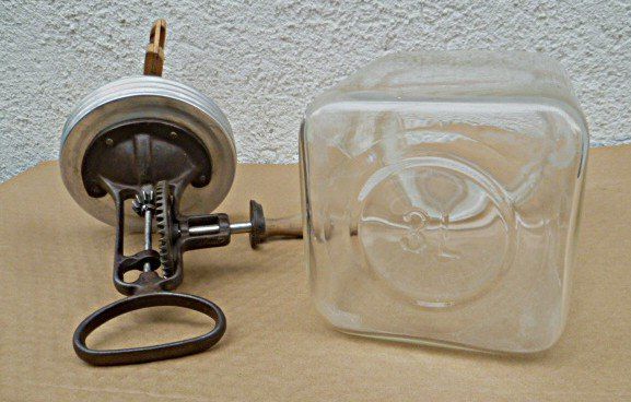 Küchengeräte: Butter - Schleuder, Buttermaschine 3 L – Gebraucht aus Effretikon von Heimstudio 4
