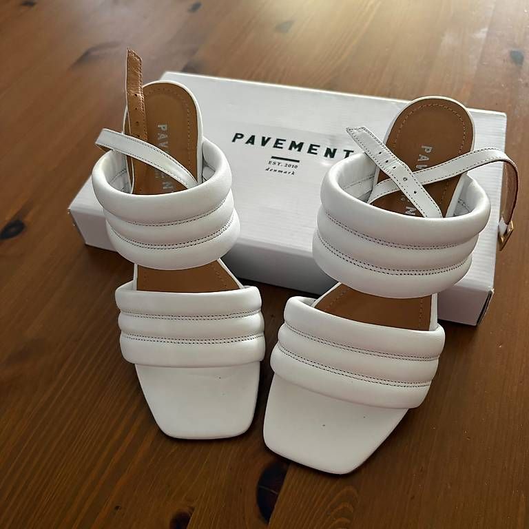 Damenschuhe: Pelle, nuove, numero 38 – Gebraucht aus Cugnasco von iva_yw8k