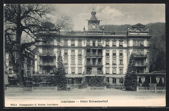 Cartes postales: AK Interlaken, Hotel Schweizerhof – D'occasion à Berlin par bartko-reher