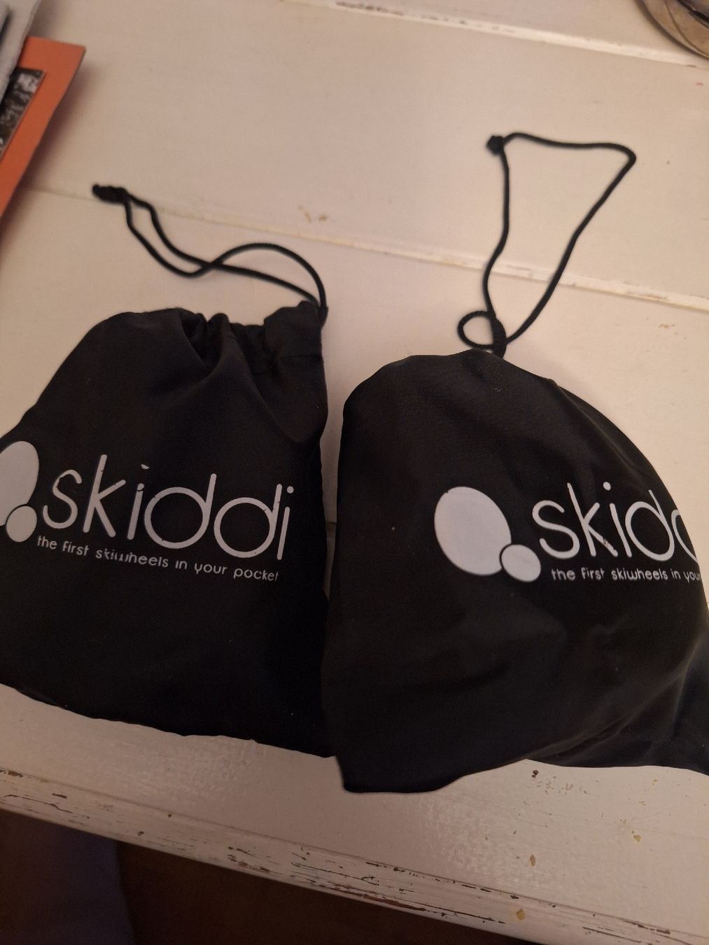 Sci: Skiddi: Système de transport de skis, 2 pièces – Nuovo (secondo la descrizione) da Onex venduto da babs72 4