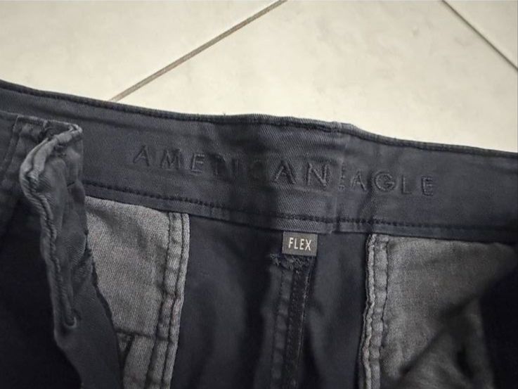 Pantaloni: American Eagle Herren Shorts, Dunkelblau, Grösse L – Nuovo (secondo la descrizione) da Oftringen venduto da Kad.Ha 2