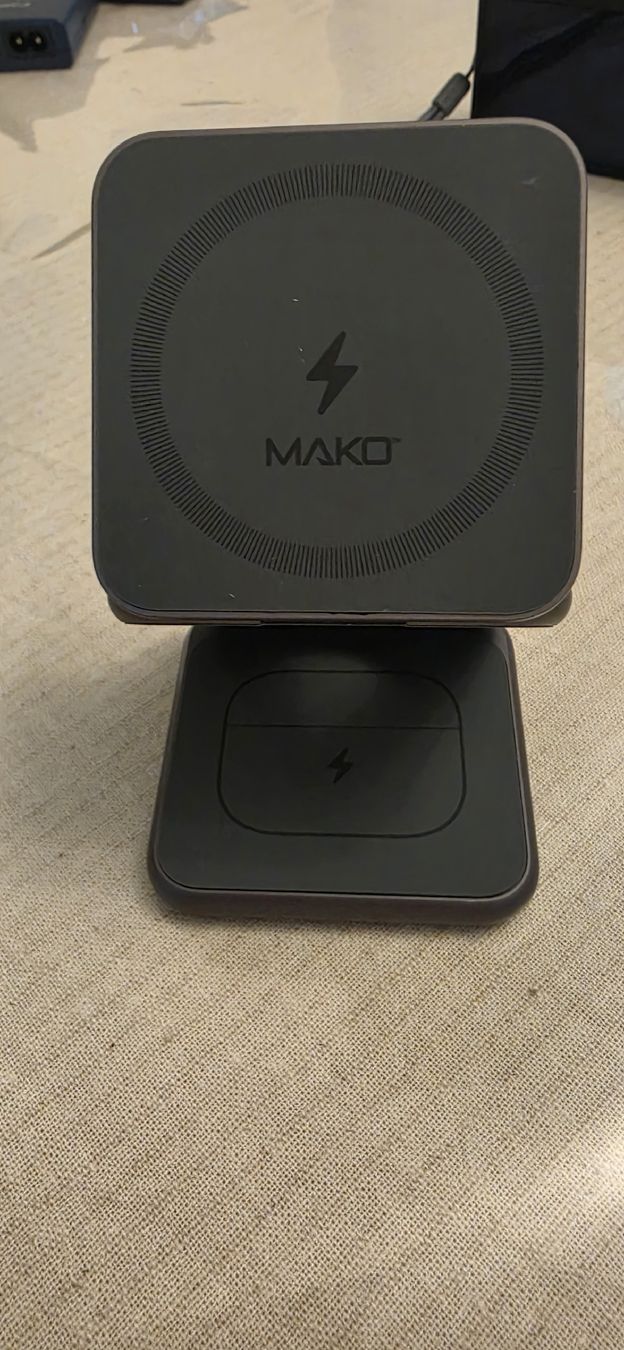 Caricabatterie: Mako Fold 3 in 1 15 W – Usato da Lyss venduto da ram76 2