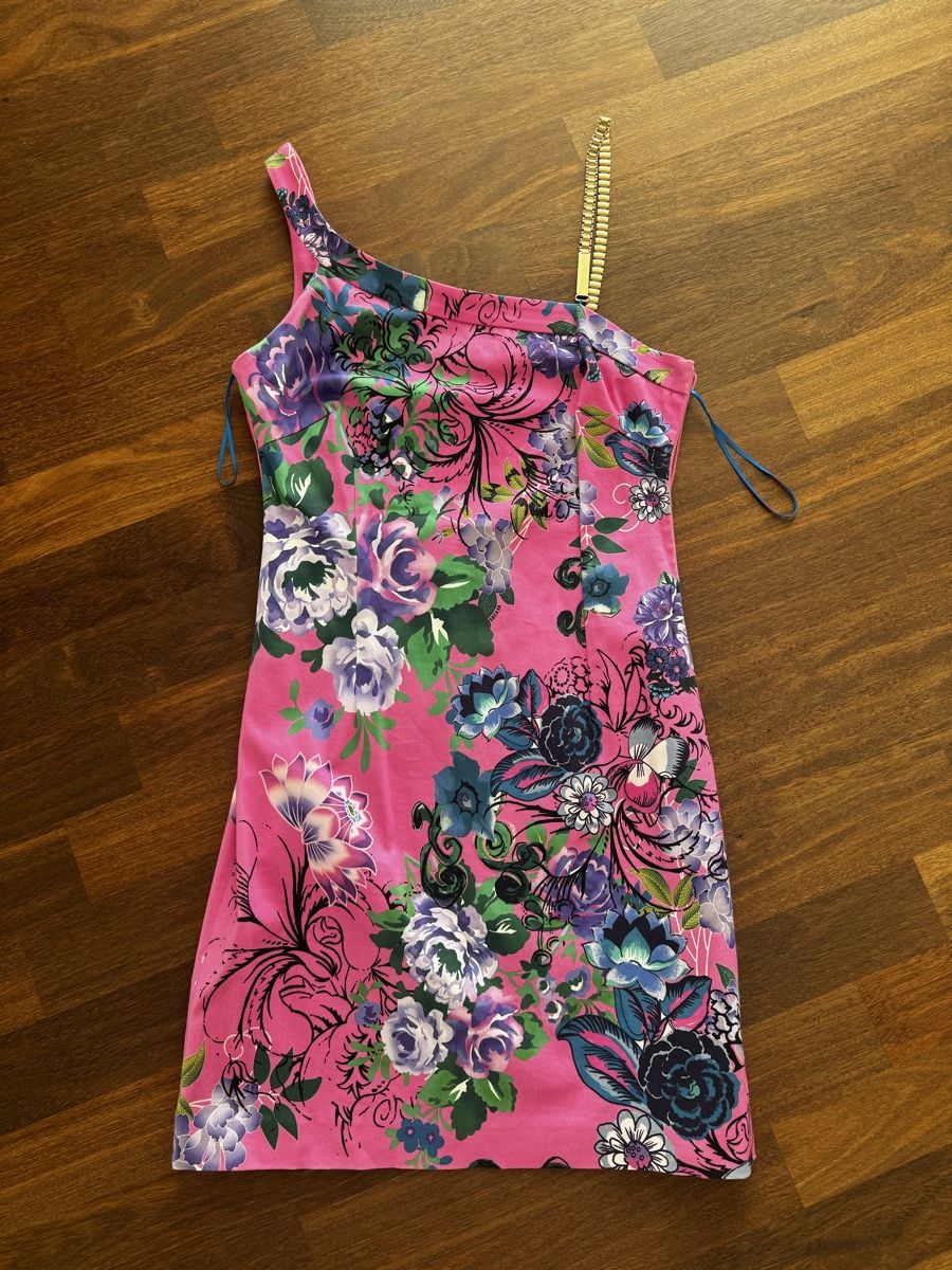 Versace Vestiti: Versus by Versace Kleid – Nuovo (secondo la descrizione) da Jona venduto da ani_wq5d