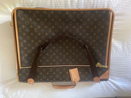Louis Vuitton Garment Travel Bag (Monogram Canvas)