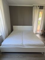 Bett weiss mit Lattenrost und Matratze Grösse 190x210 cm