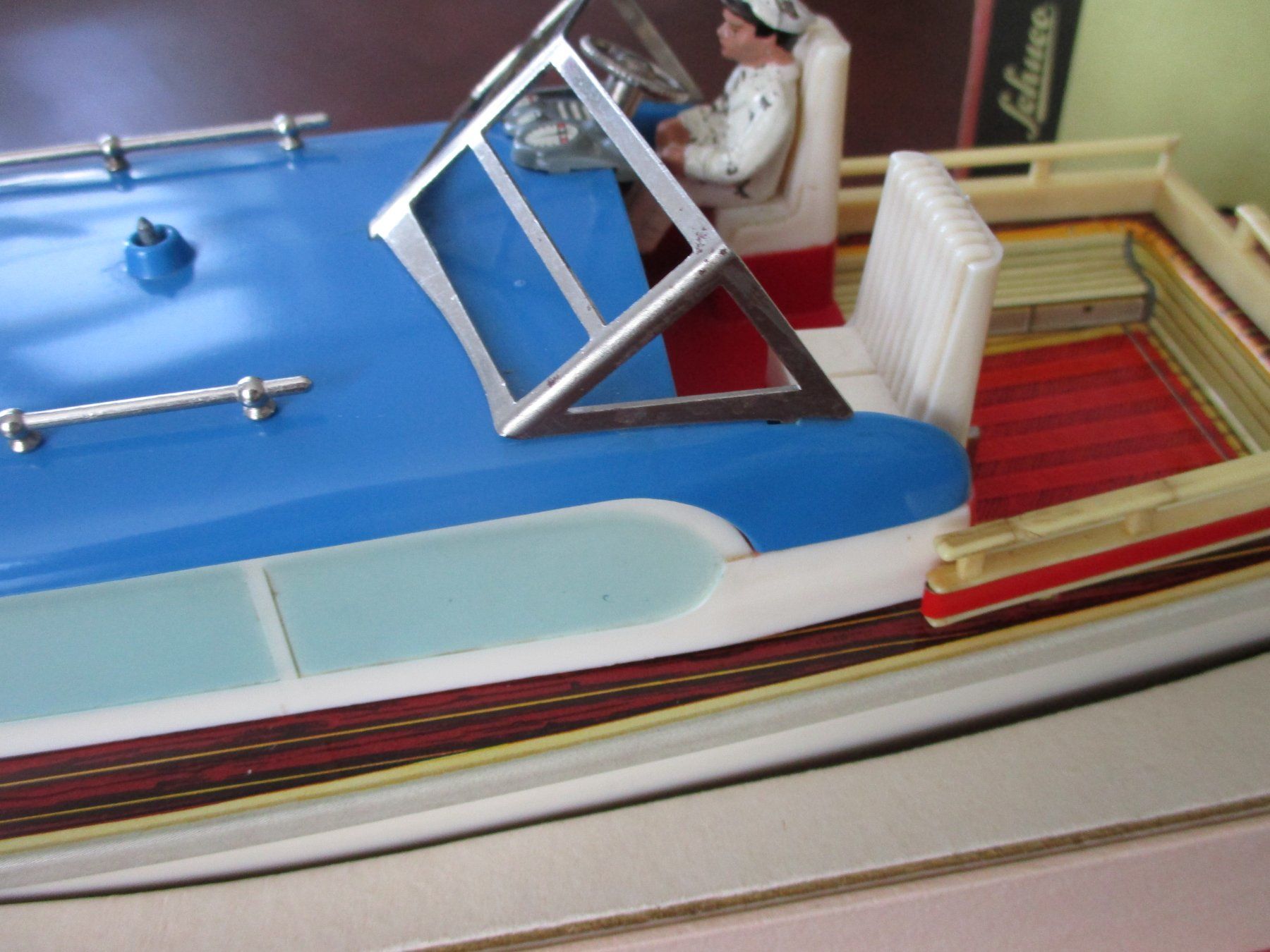 Schuco Giocattoli: SCHUCO Elektro Nautico 5550 Motorboot – Usato da Liestal venduto da Disc-Point 5
