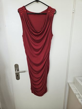 Bodyflirt Kleid, Gr. 44/46, rot mit Steinen, Top Zustand