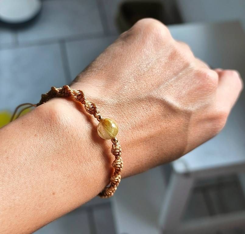 Bracciali & Braccialetti: Bracelet fait main- quartz rutilé doré – Usato da Ursy venduto da tan_8qdl 2