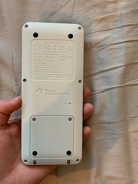 Texas Instruments Taschenrechner: TI 84 Plus CE – Gebraucht aus Lugano von mat_lpb2 1