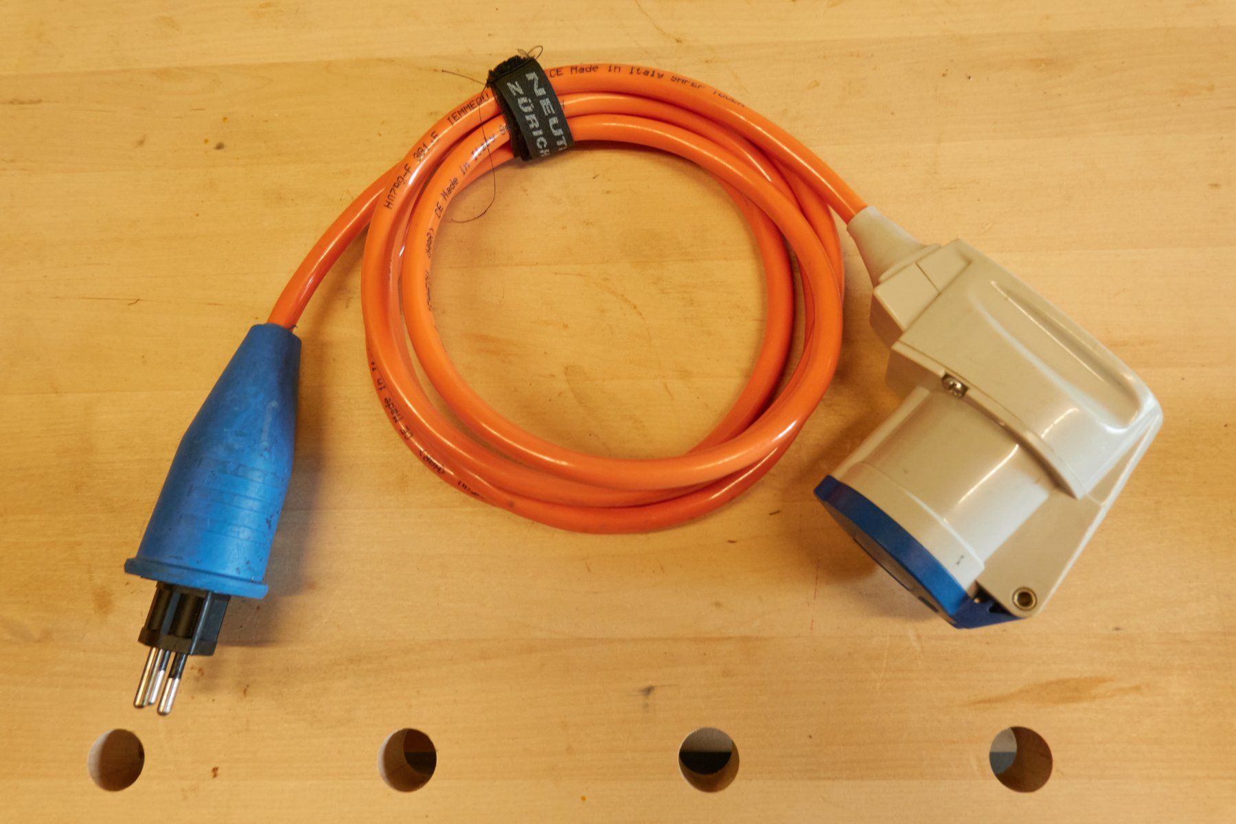 Cavi: Netzkabel-Set für Wohnmobile – Usato da Ipsach venduto da NormanR 3