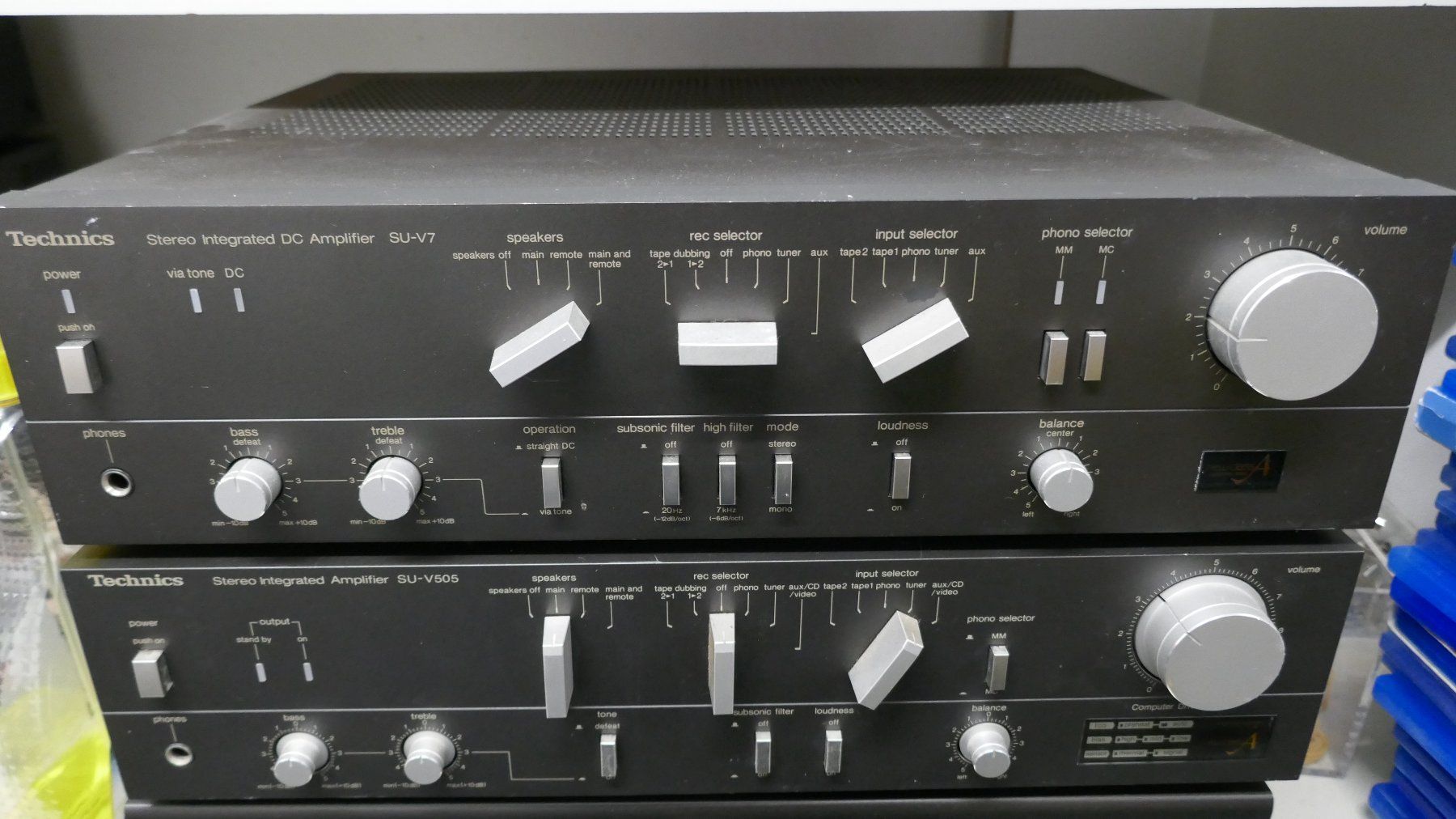 Technics Amplificatori: Riesiges Konvolut an Technics Hifi-Komponenten – Usato da Wenslingen venduto da FairlightCMI 4
