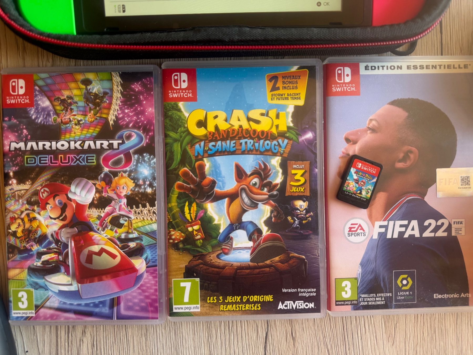 Nintendo Console: Nintendo Switch + 4 jeux + 2 manettes Pro - État Impeccable – Usato da Marly venduto da may_j75b 2