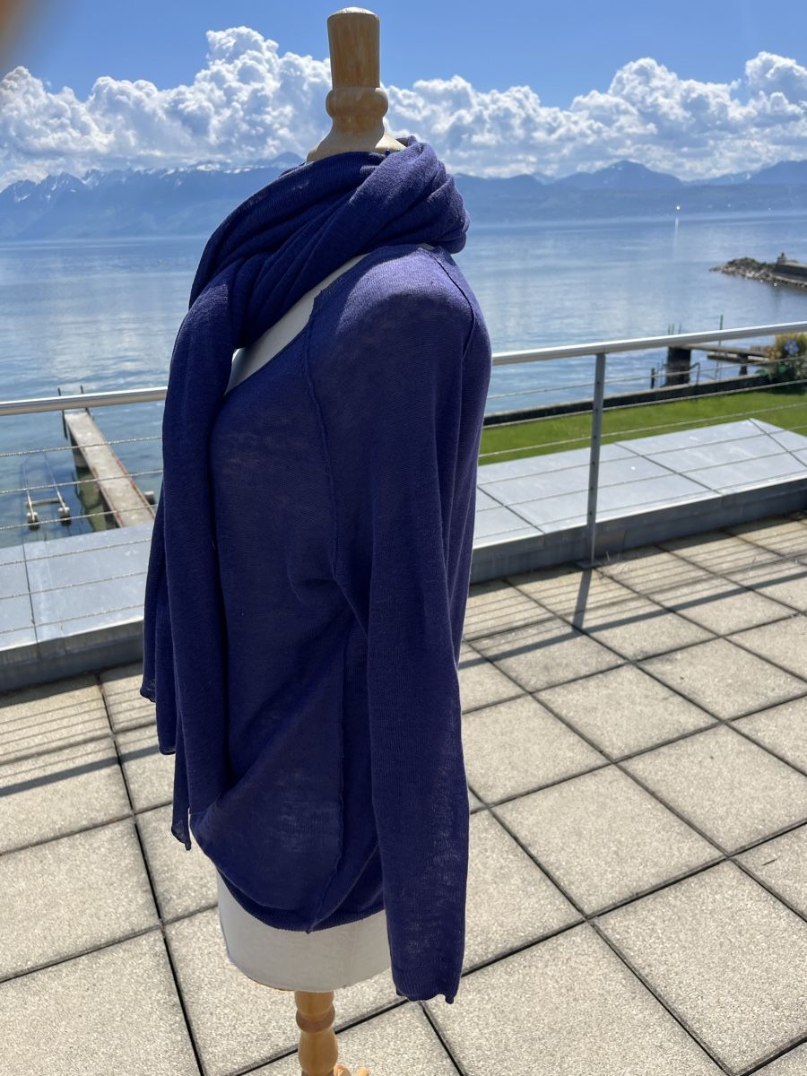 Maglioni & Felpe: Pull en lin NOT SHY bleu indigo taille S avec écharpe. – Usato da St-Sulpice VD venduto da Twin5 1
