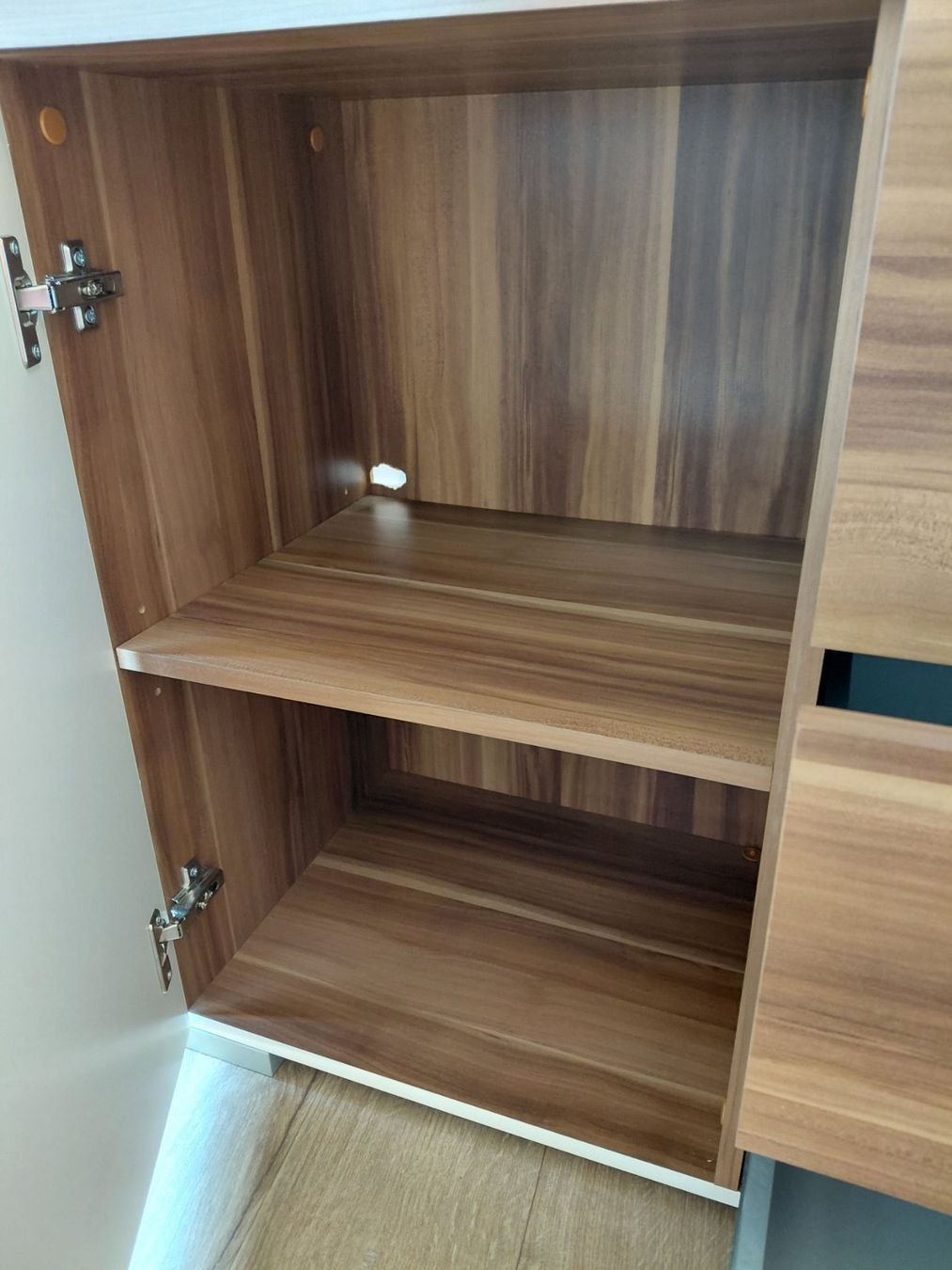 Conforama Armadi: Regal und 2 Schränke – Usato da Glattfelden venduto da daniel0303 5