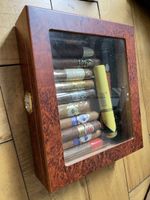 Zigarren-Humidor mit Zubehör und Zigarren