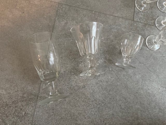 Bicchieri: 19 Stuck alte wein und schnaps Gläser – Usato da Buchs ZH venduto da Sten7 5