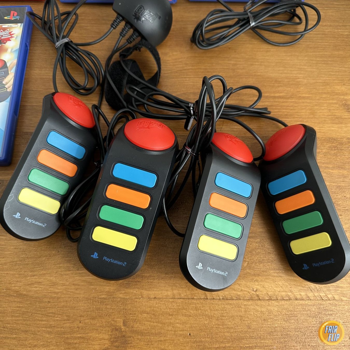 Spiele: PS2 Buzz! 4 Spiele Set + 4 Buzzer – Gebraucht aus Luzern von fairflip 1