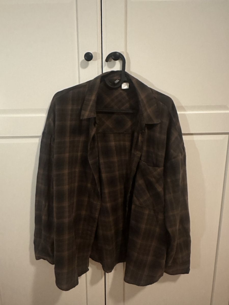 H&M Blusen: 2 x kariertes Hemd – Gebraucht aus Luzern von gnika 2