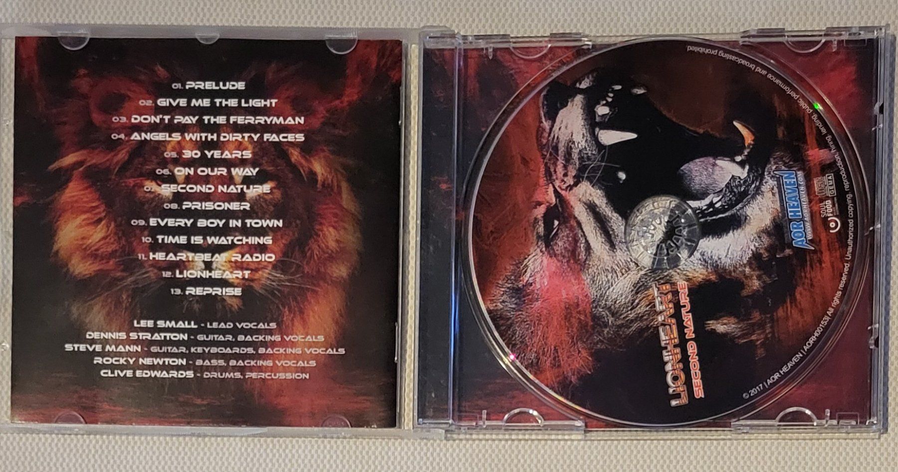 CDs: Lionheart - Second nature – D'occasion à Villars-sur-glane par Epsilonhike 2