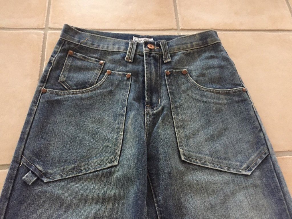 Hosen: Bermuda Jeans Grösse 164 Marke Petrolio – Gebraucht aus Beatenberg von buy2you 1