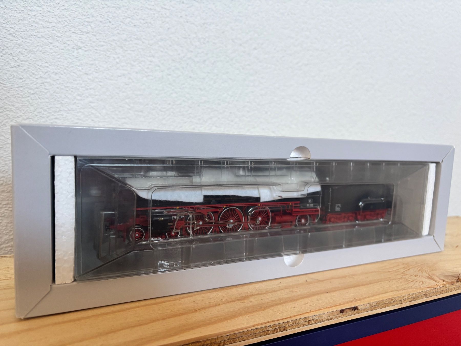 Märklin Modellini di ferrovie: Märklin BR 01 202 Pacific – Usato da Rapperswil BE venduto da Bueti_ 3