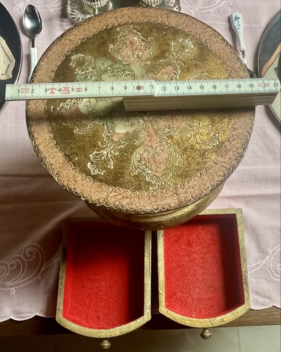 Portagioie: Schmuckschatulle mit 2 Schubladen. – Usato da Bigenthal venduto da Sammler60 7