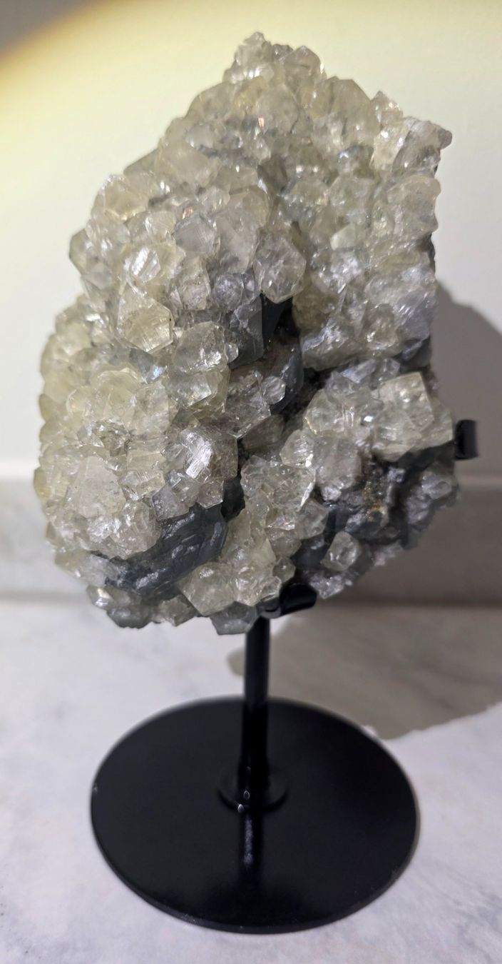 Minerali & Pietre curative: Top Fluorit-Calcit Statement Piece 1.5kg – Nuovo e nell'imballaggio originale da Matzingen venduto da Shay_Crystalz