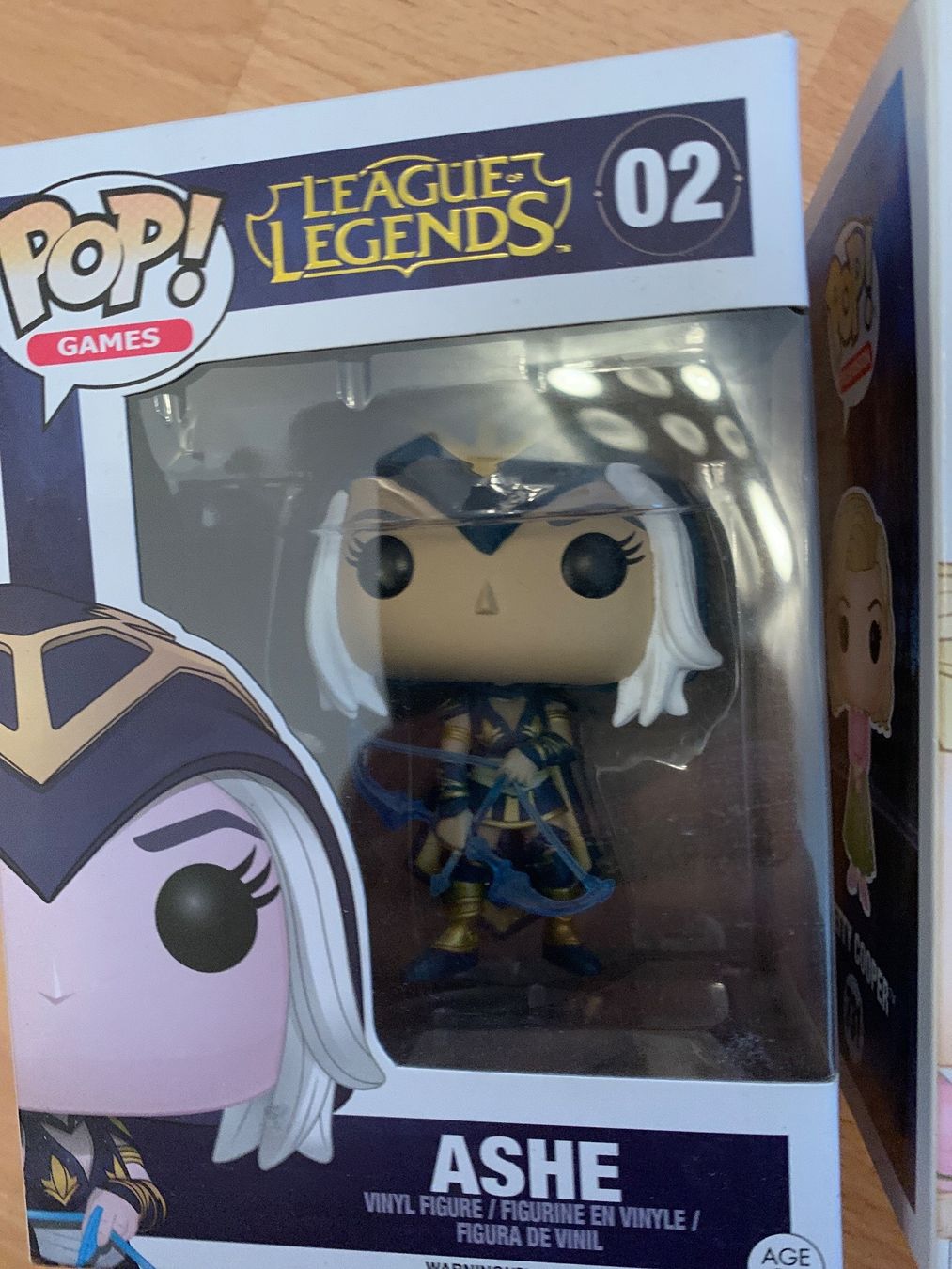 Statuette: Lot de 2 pops Ashe et Betty Cooper – Usato da MEYRIN venduto da Gwendo10 3