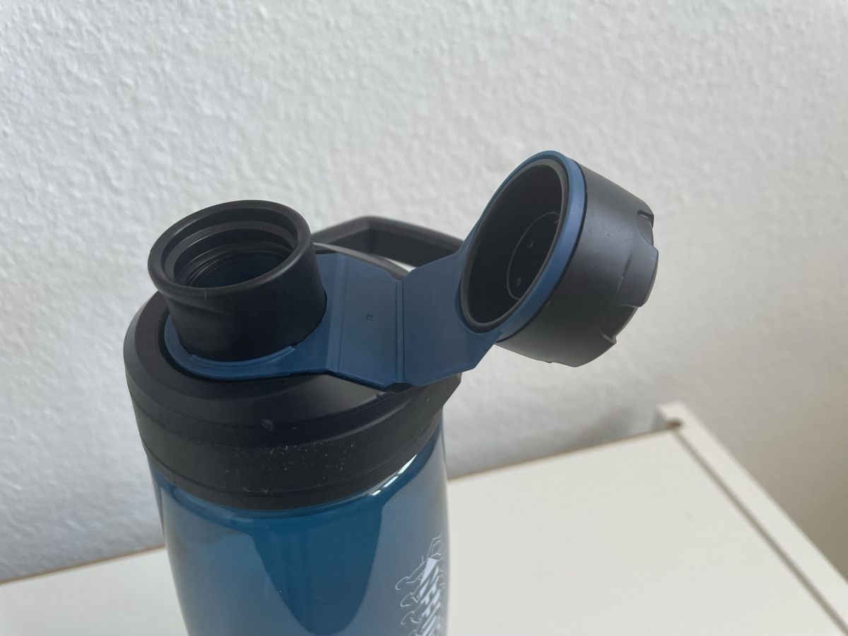 Camelbak Borracce & Thermos: Camelbak Trinkflasche, blau, 750ml – Nuovo (secondo la descrizione) da Basel venduto da Robyn20 5
