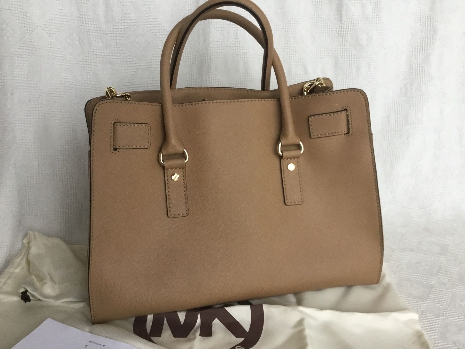 Michael Kors Taschen für Damen: Neuwertige grosse Michael Kors Tasche – Gebraucht aus St. Gallen von chamilla 5