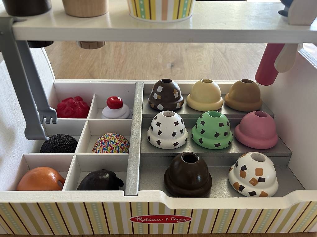 Giocattoli: Eisdiele von Melissa&Doug – Usato da Rupperswil venduto da elecats 1