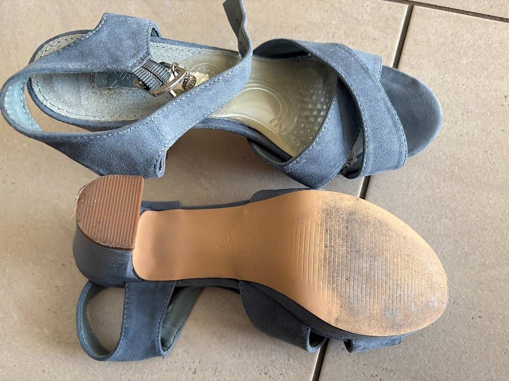 Damenschuhe: Hellblaue Sandalen Xti Gr. 36 – Gebraucht aus Willisau von ani_gtk8 3
