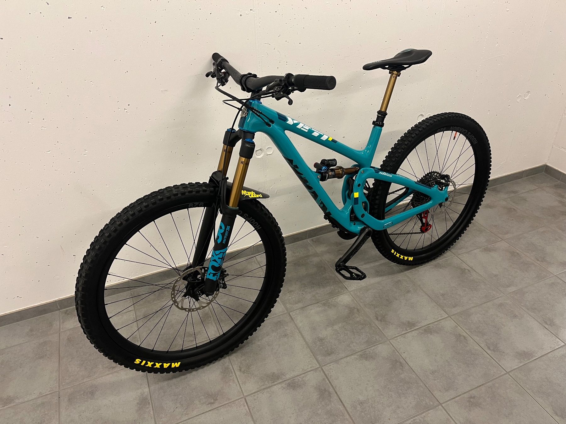 Biciclette: Custom Yeti SB 5.5 – Usato da Konolfingen venduto da Bogenzauber