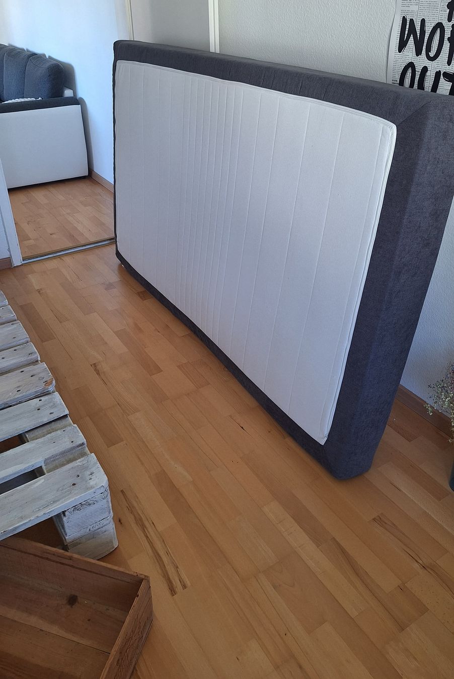 Lits: Palettenbett – D'occasion à Gerlikon par ampu 2