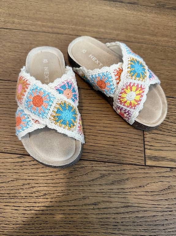 Next Schuhe für Mädchen: Schuhe von Next Grösse 31 – Gebraucht aus Mülligen von and_djv9