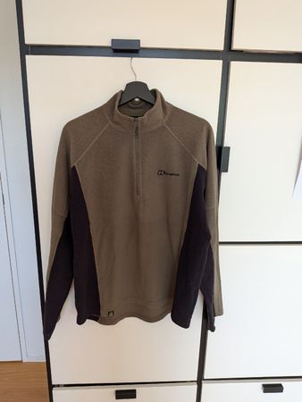 Berghaus Fleece 1/4 Tip Olivegrün schwarz Grösse L gebraucht