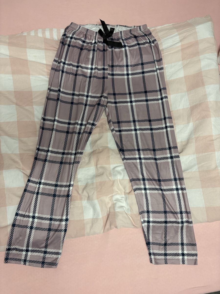 Negligees & Pigiami: Damen Pyjamahosen,Gr.L – Usato da Winterthur venduto da Nena222 1