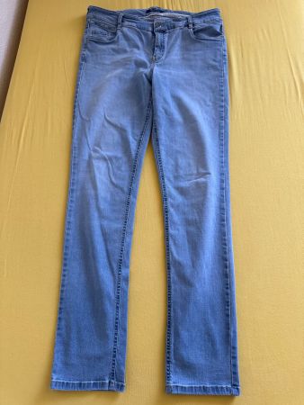 ATELIER GARDEUR JEANS, GR. 31, HELLBLAU, BEQUEM, HERBST