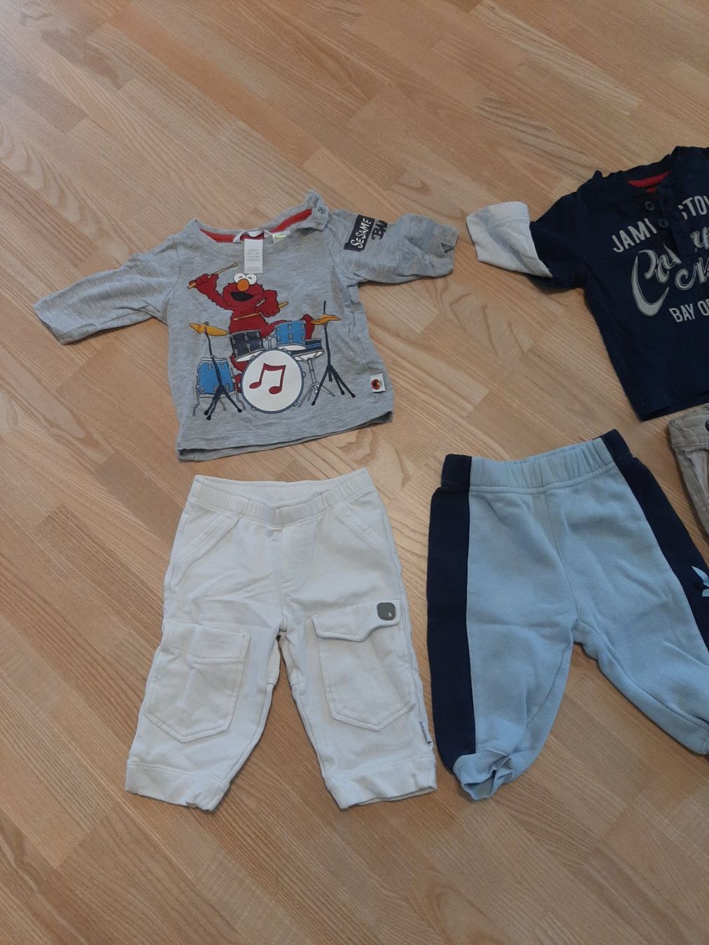 Mexx Lotti & Set di vestiti: Schönes Kleiderpaket Gr. 62 – Usato da St.Gallen venduto da sim_2thg 3