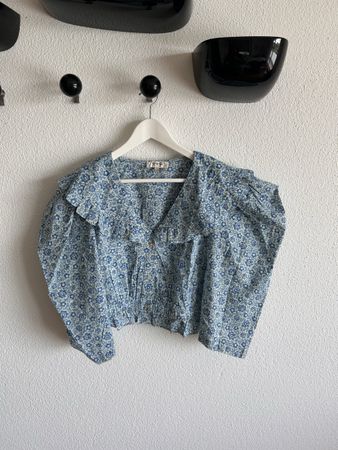 SQR New York Blumenbluse mit Volants – Gr. L