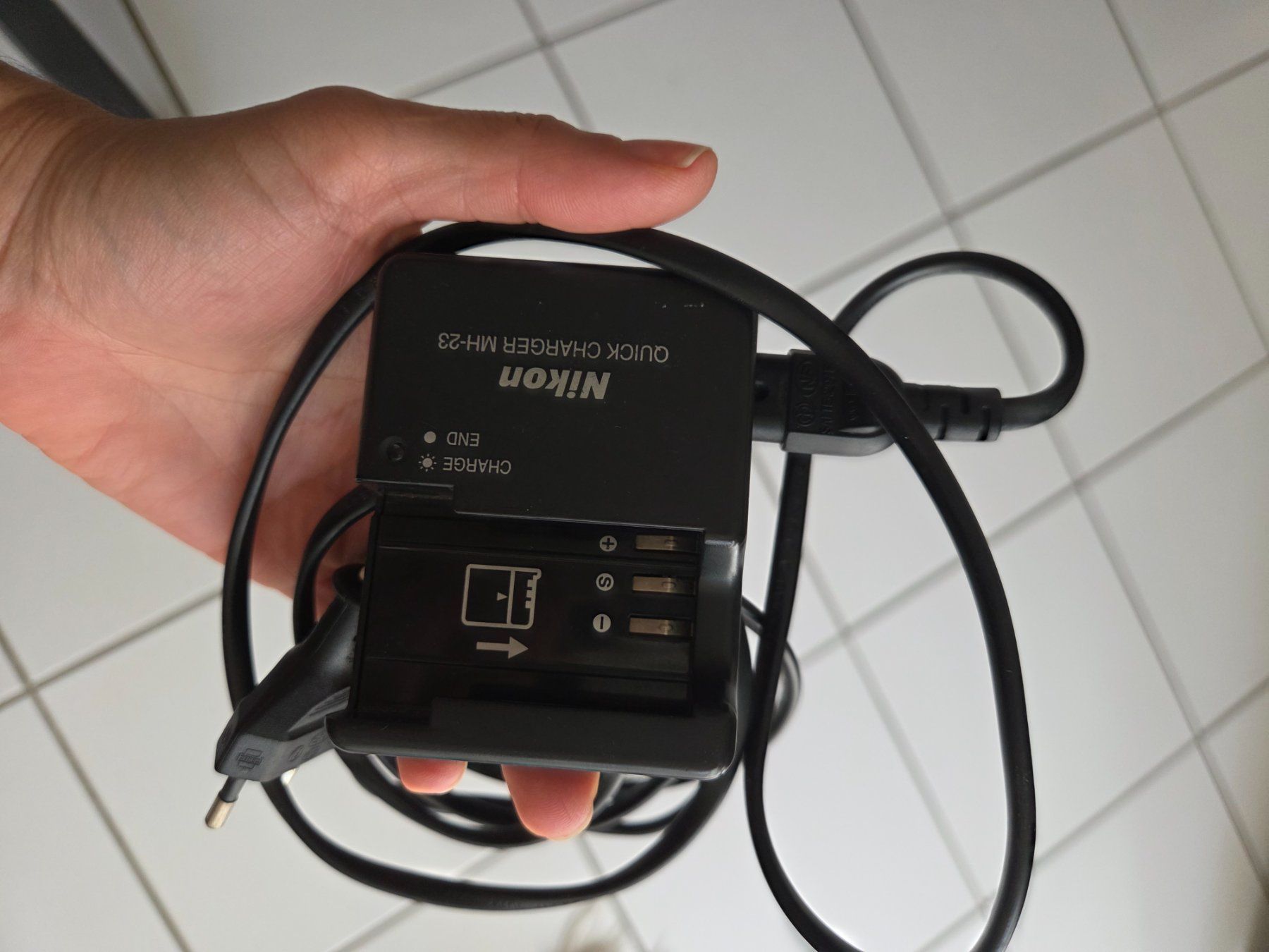 Nikon Fotocamera: A vendre boîtier reflex numérique Nikon D5000 et objectif – Usato da Plan-les-Ouates venduto da gon_vrj8 7