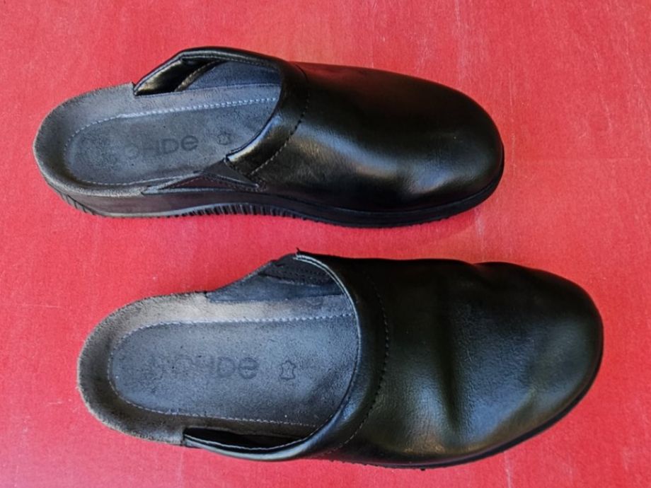 Herrenschuhe: Hausschuhe aus Leder – Gebraucht aus Zürich von hei_6yvn 1