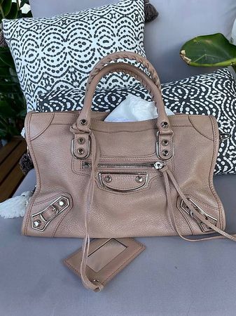 BALENCIAGA City metallic edge Nude