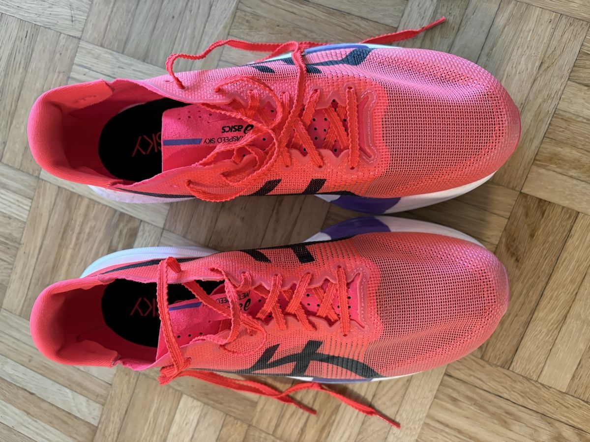 Scarpe da uomo: Asics Metaspeed Sky 44 – Usato da ONEX venduto da manuelgradur